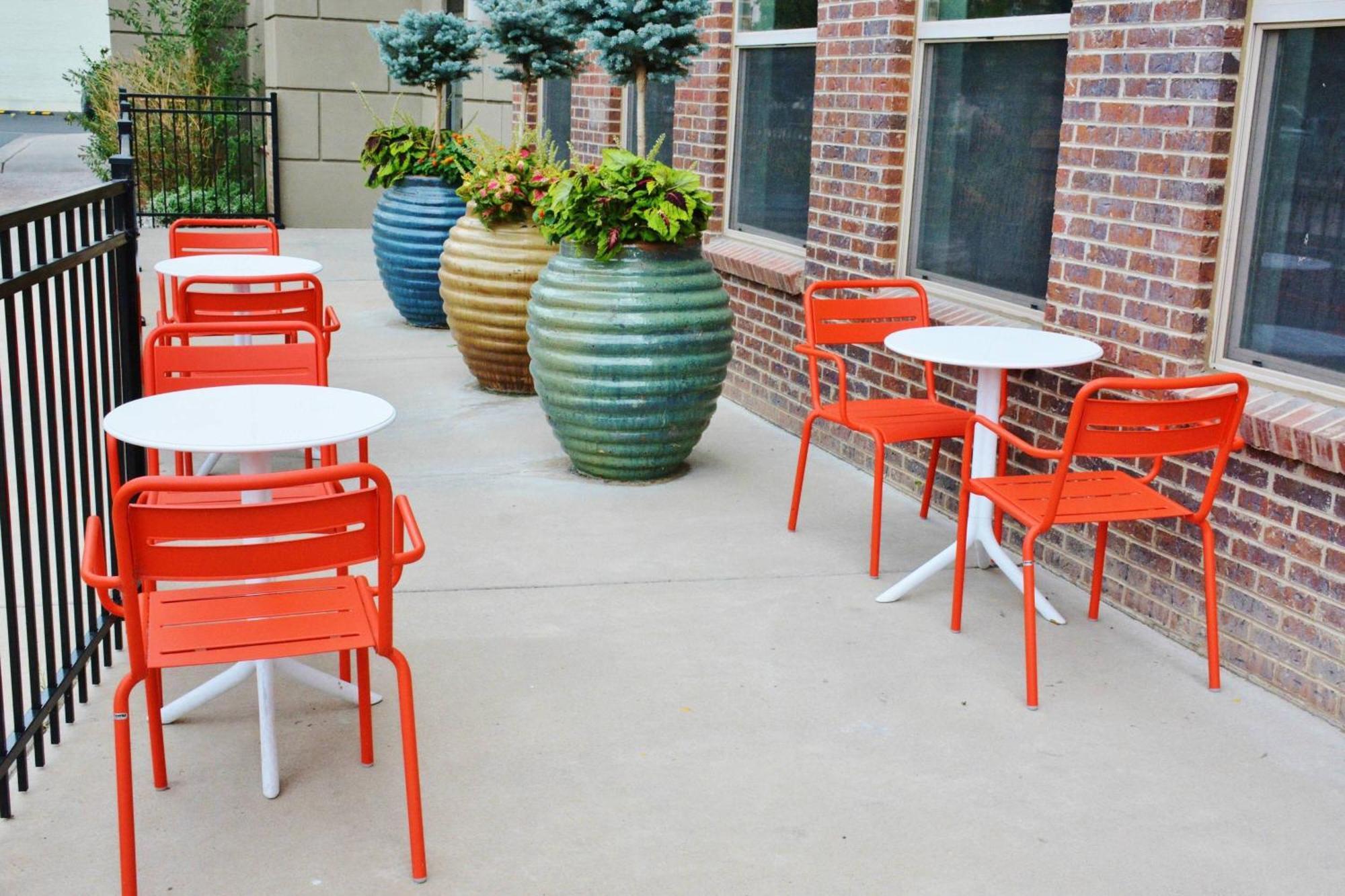 Fairfield & By Marriott Downtown/historic Main Street Hotel 3*