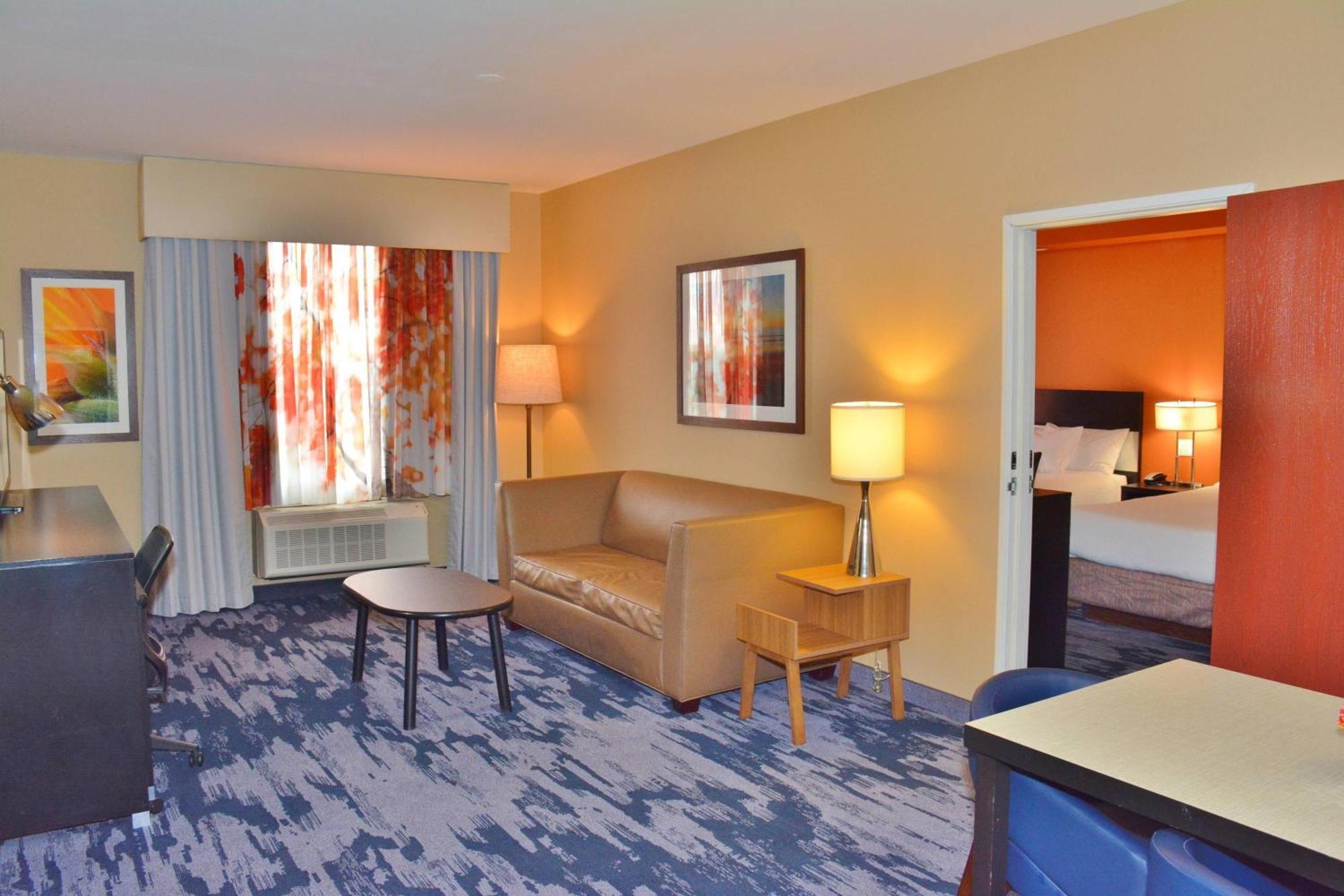 Fairfield & By Marriott Downtown/historic Main Street Hotel