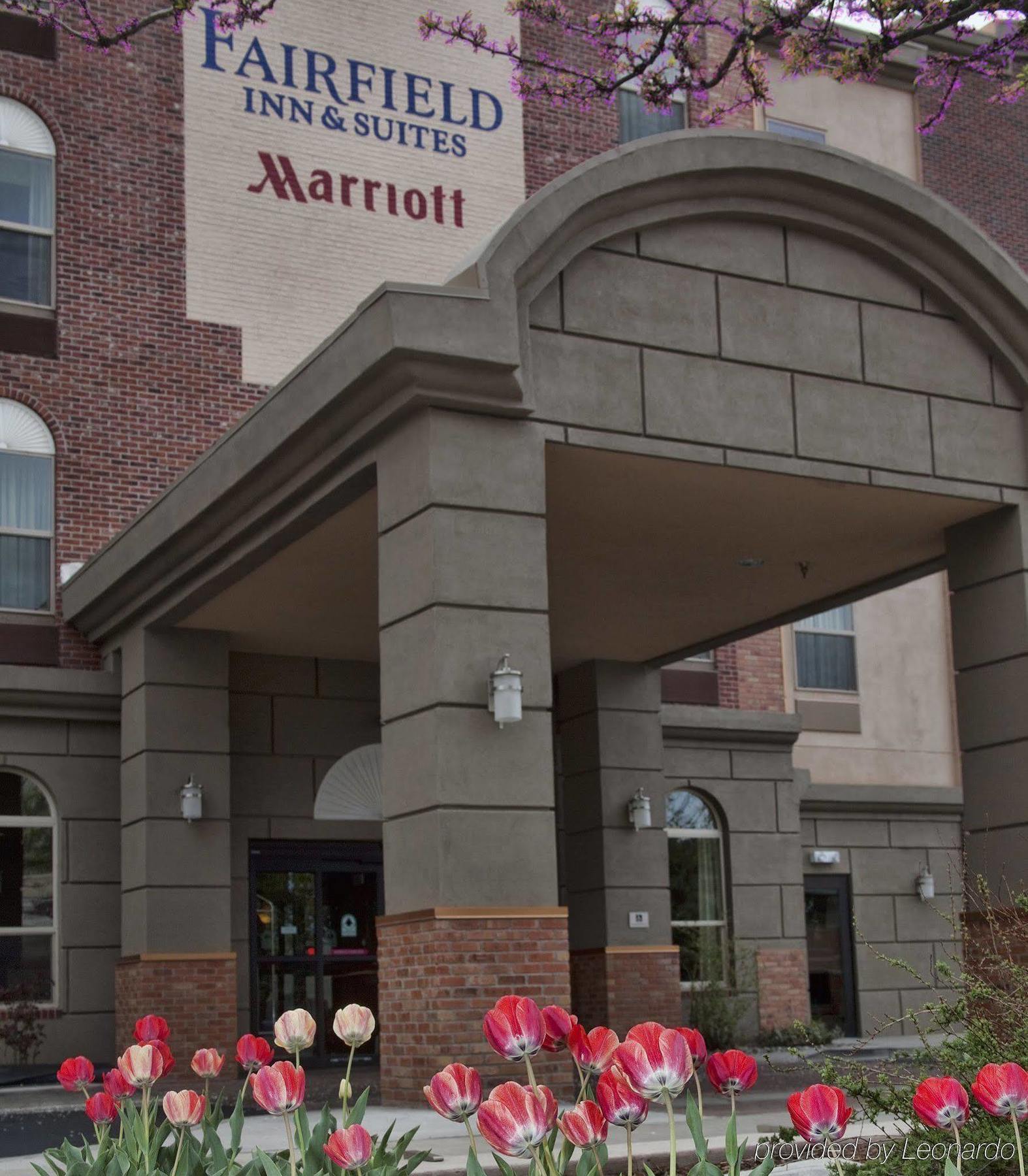 Fairfield & By Marriott Downtown/historic Main Street Hotel 3*
